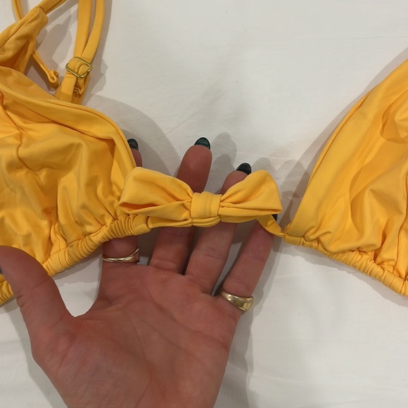 We wore what brand bikini top never worn - Picture 2 of 3